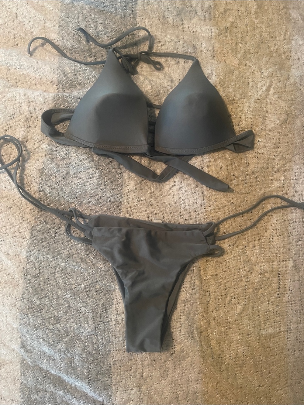 Women's Gray Tie-Back Triangle Bikini Set - Classic Swim